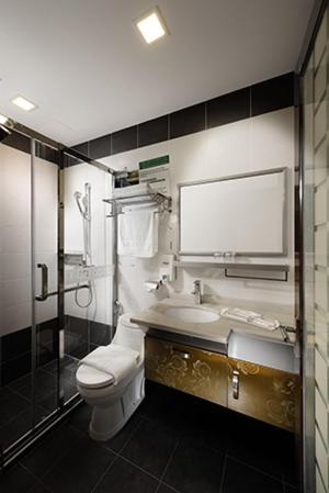 Ernes Hotel Bayu Mutiara Букіт-Мертаджам Екстер'єр фото
